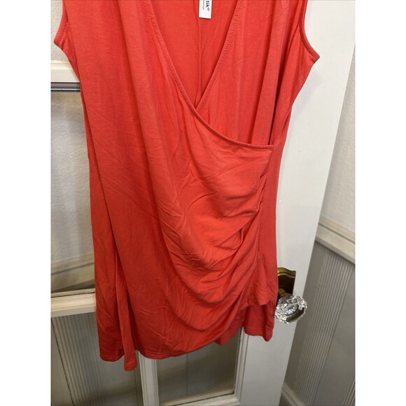 NWT Pink Wrap Front V Neck Sleeveless Blouse Top Women's M - Picture 10 of 11